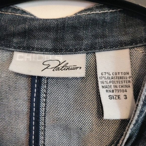 Chico's Platinum denim jean jacket mandarin collar button front  pockets  size 3 - Picture 7 of 7